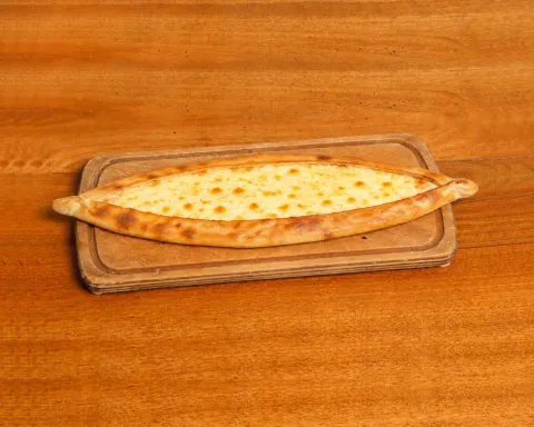 Kasarlı Pide (fromage)