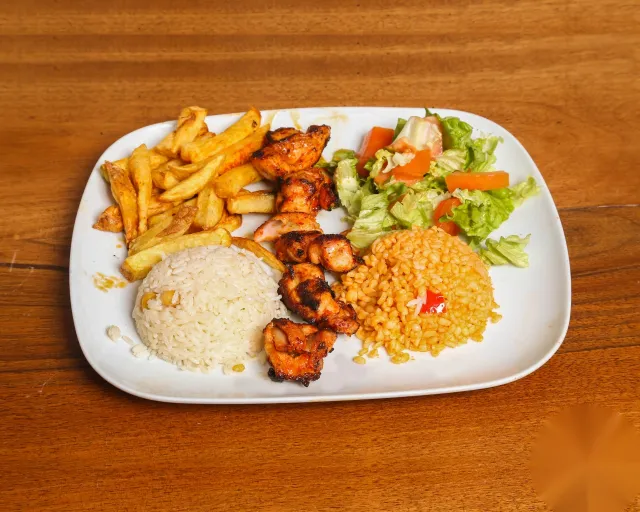 Brochette de poulet (Tavuk Sis)